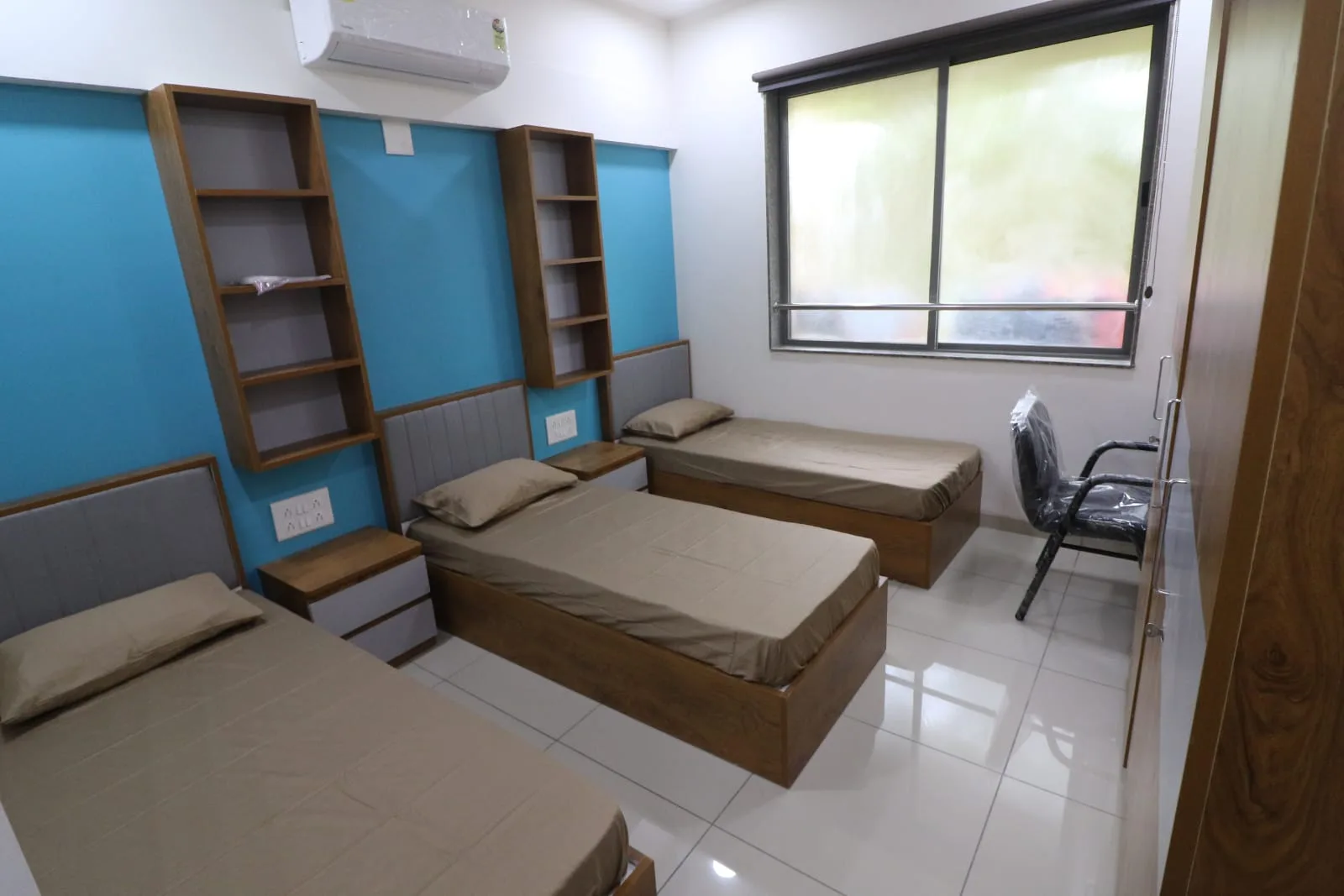 Janvi Girls Hostel thumbnail 8