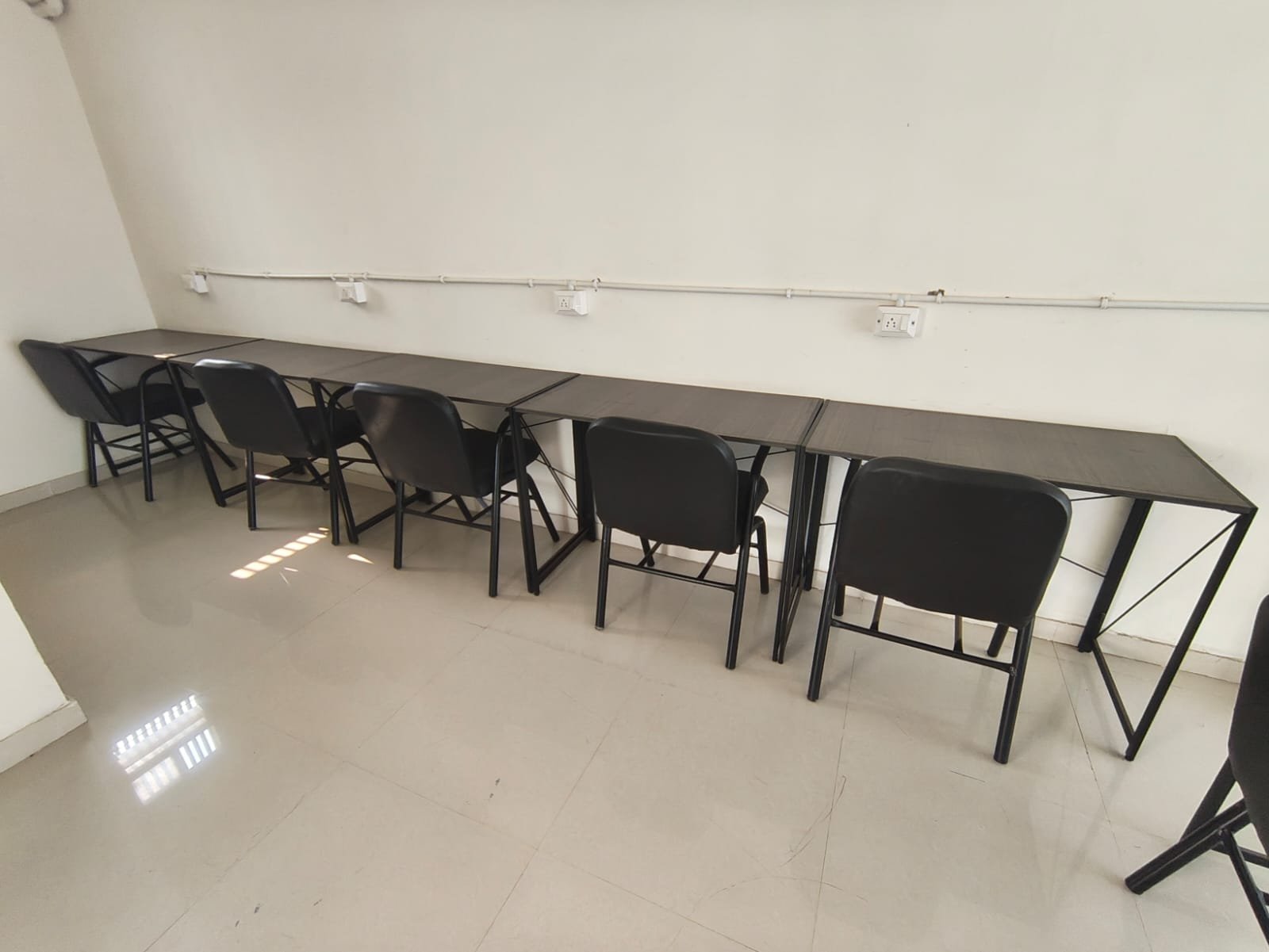 CityScape Living – Premium Girls PG/Hostel photo 1