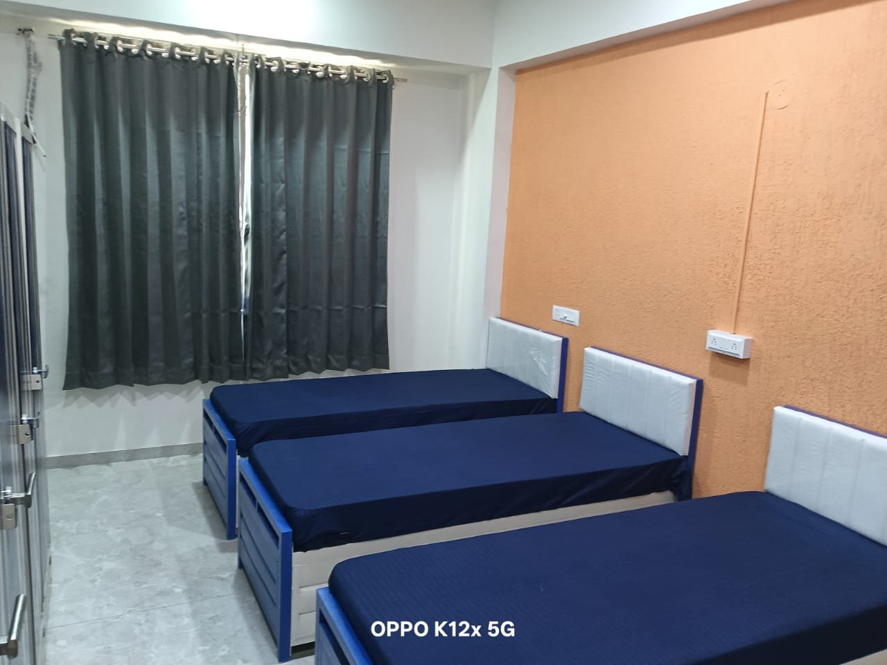 Safal Boy's PG – PG in Law Garden