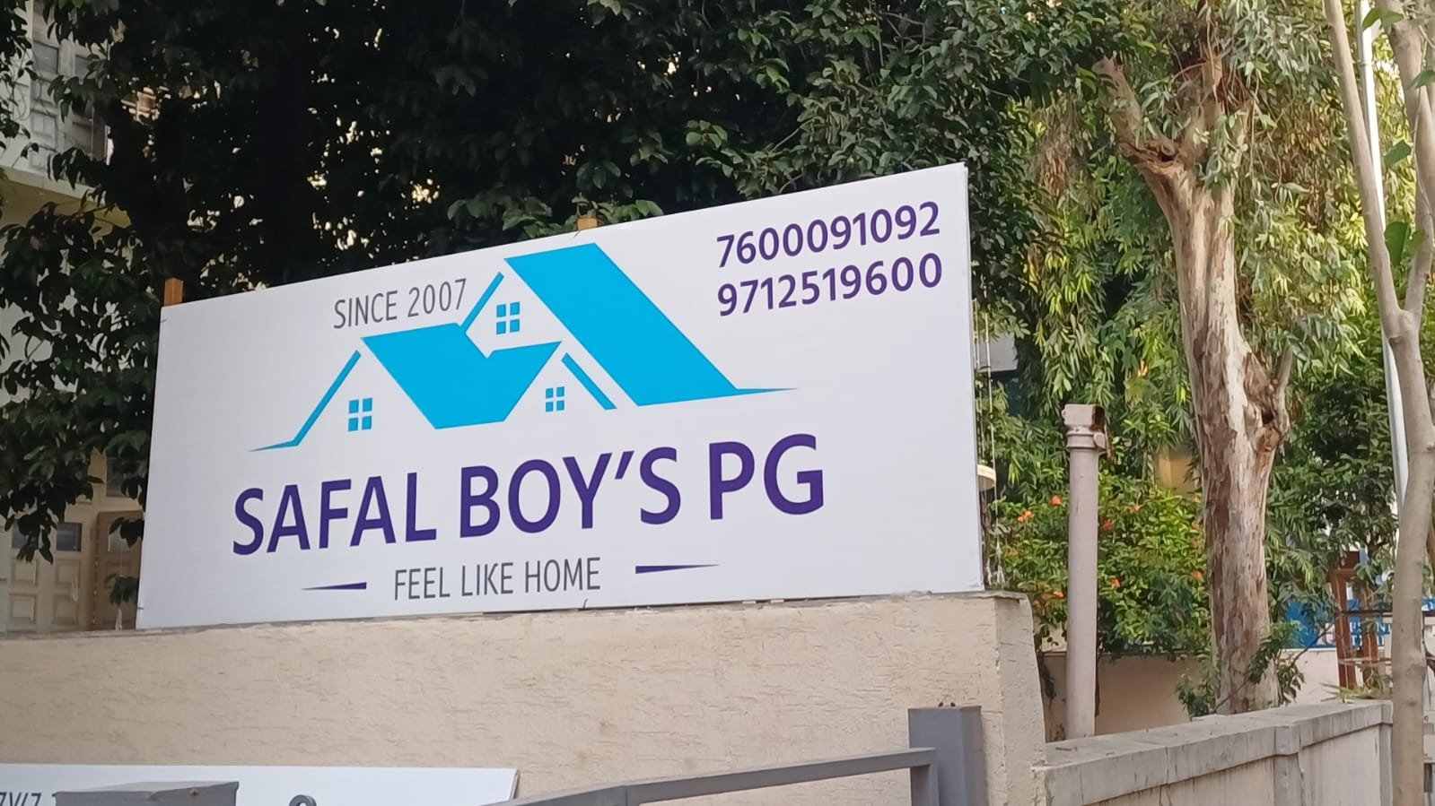 Safal Boy's PG photo 3