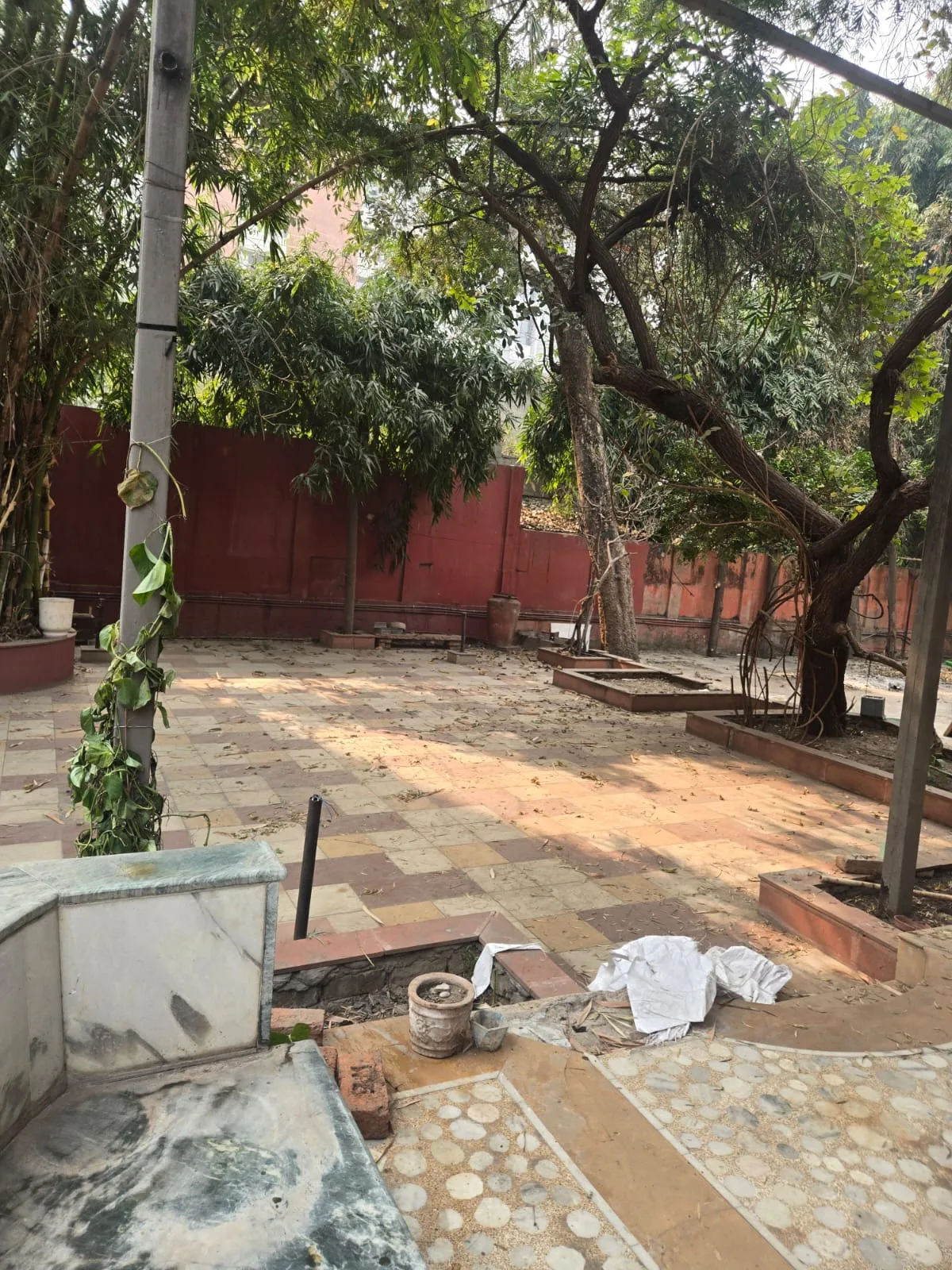 Saurashtra Luxurious PG - Law Garden thumbnail 1