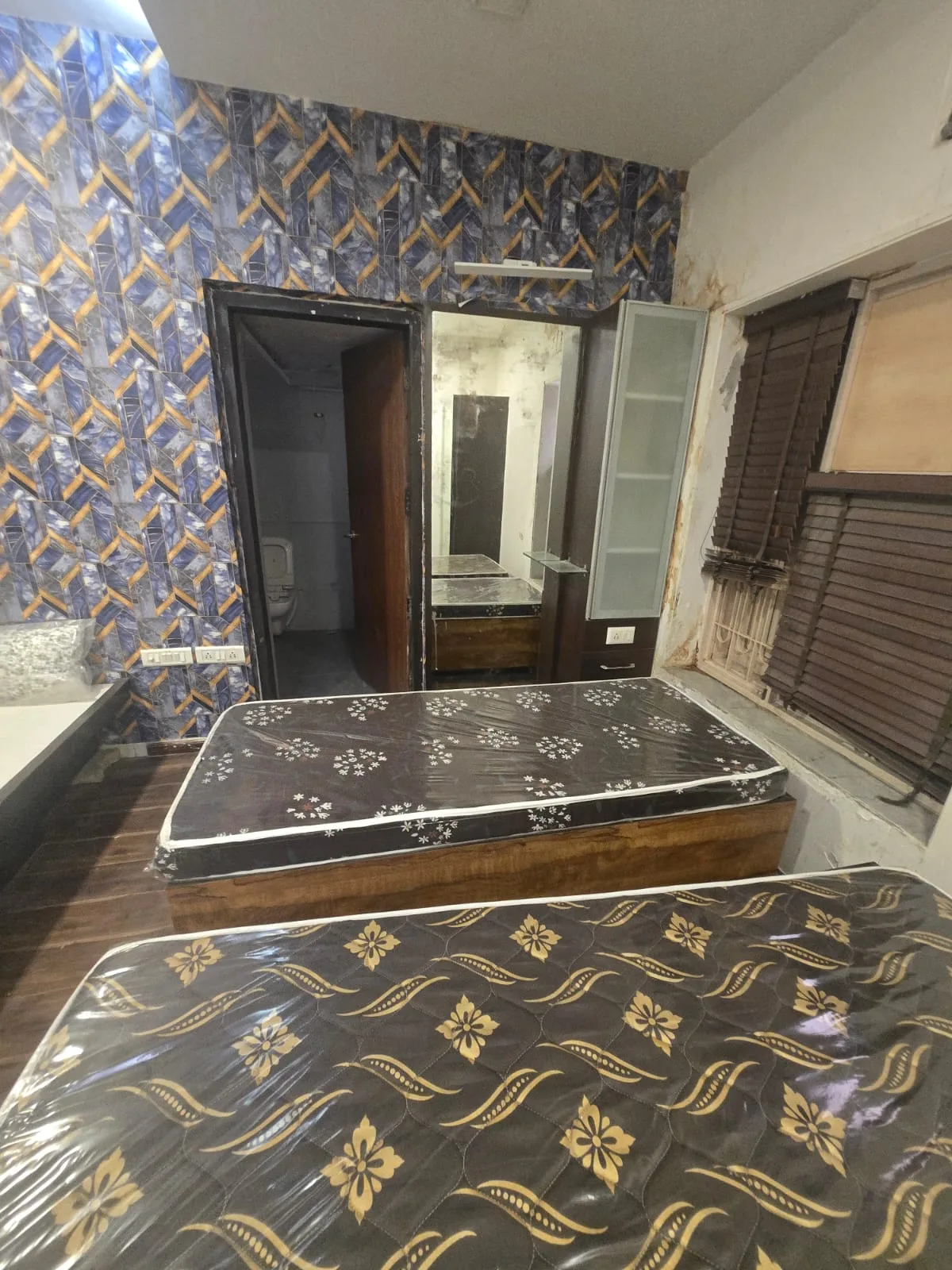 Saurashtra Luxurious PG - Ambawadi thumbnail 11
