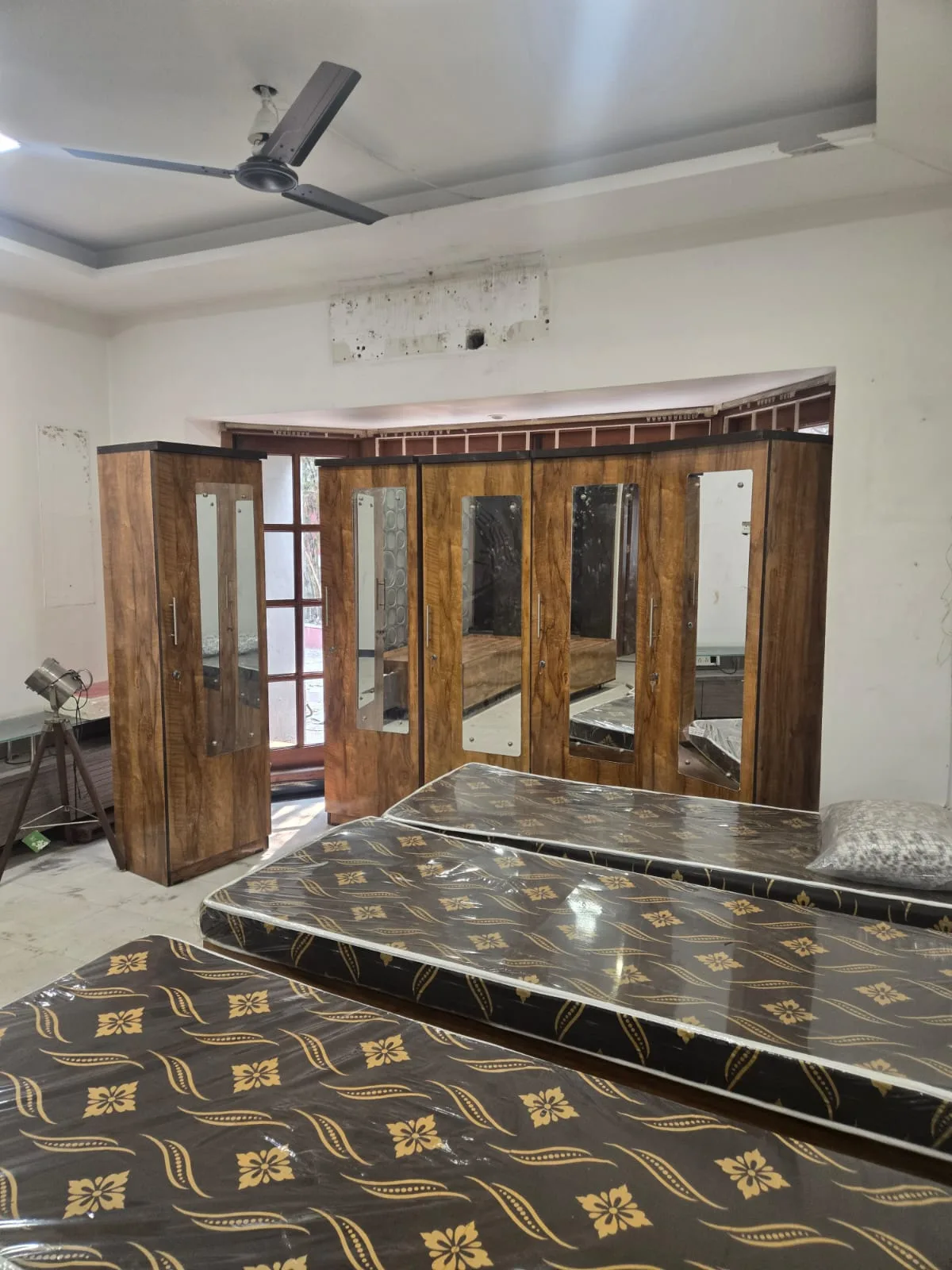 Saurashtra Luxurious PG - Ambawadi thumbnail 18