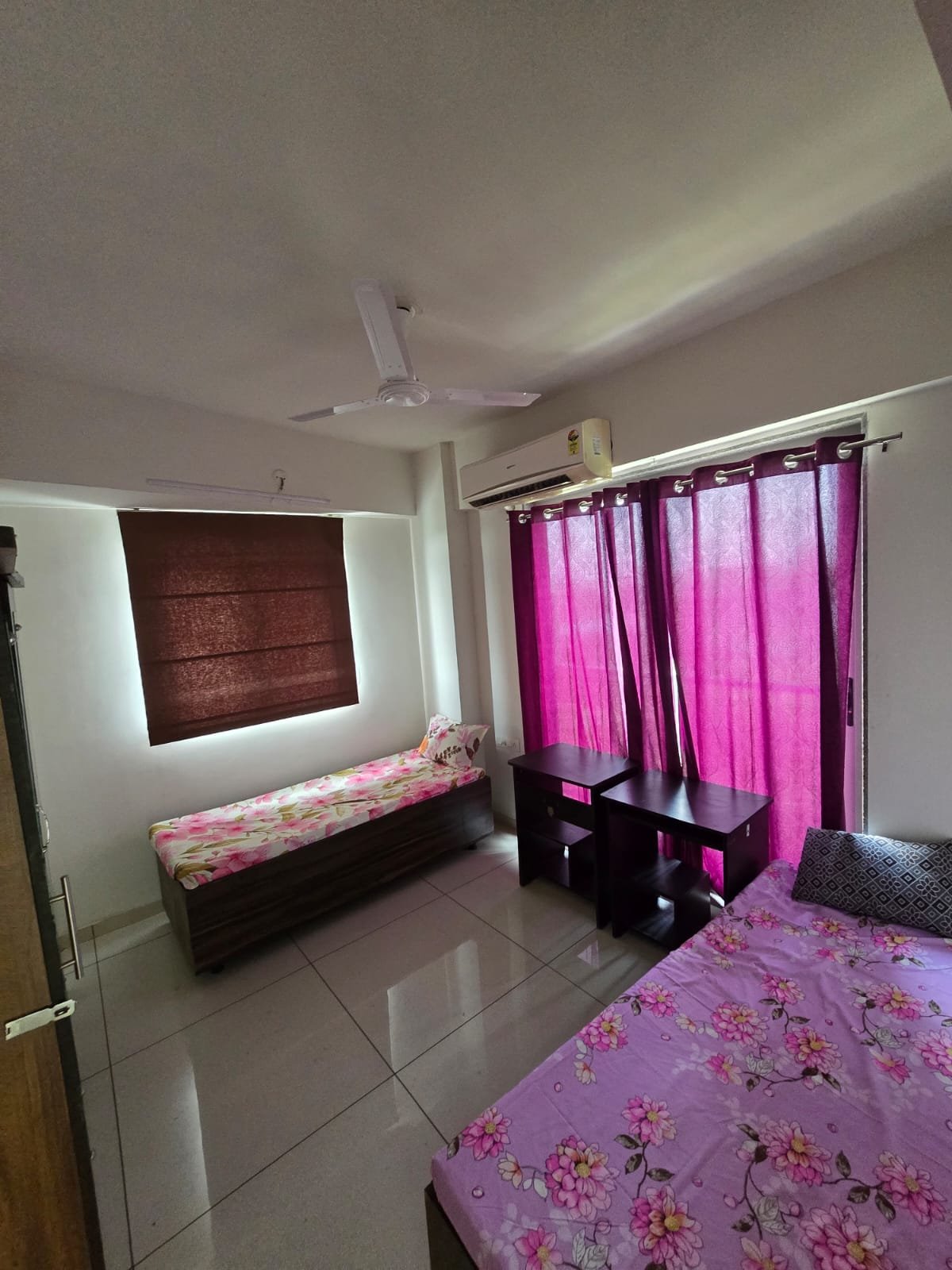 Titan House (Krisha Hostels) by A One PG photo 6