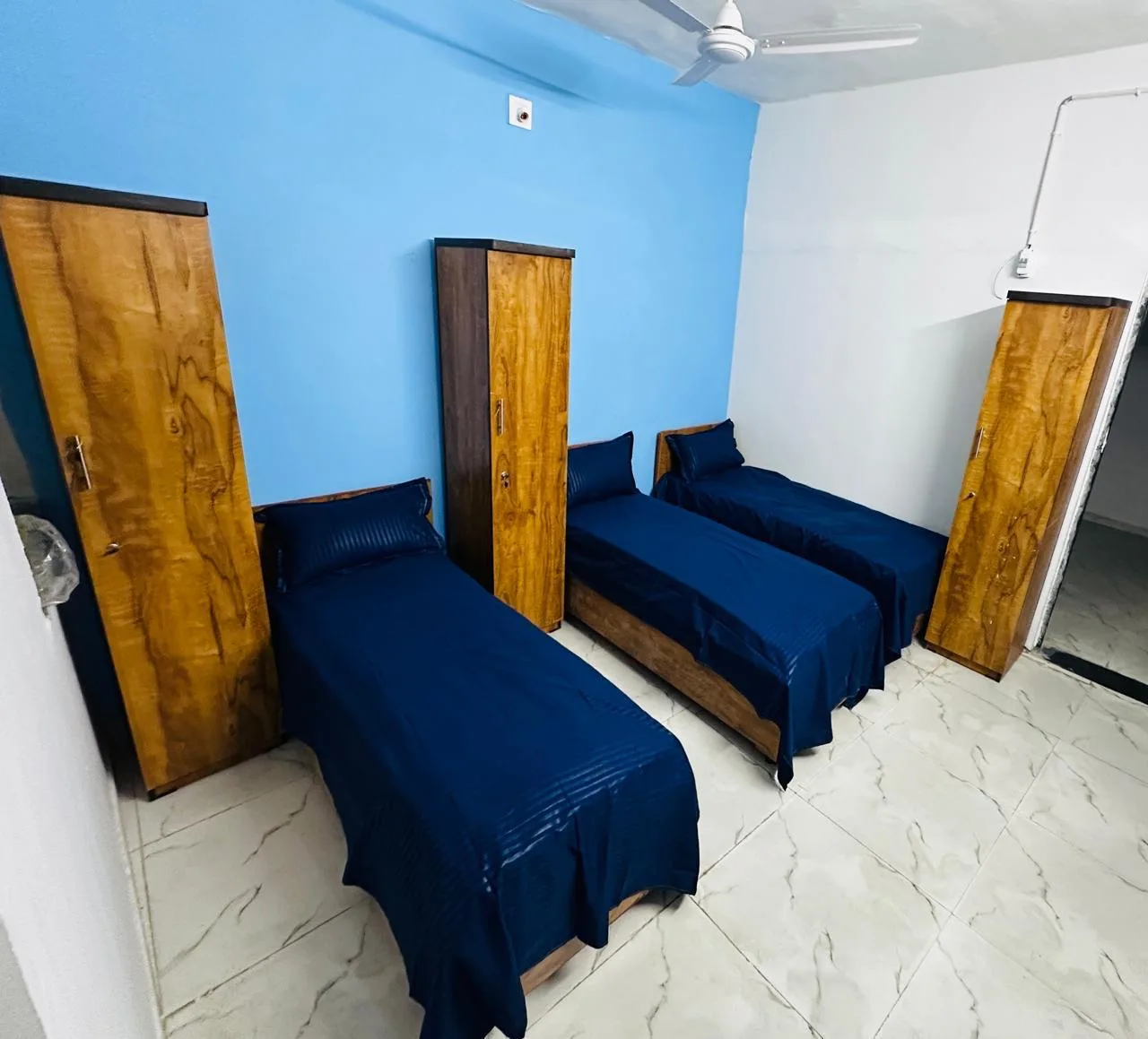 Shivaa Boys PG House thumbnail 9