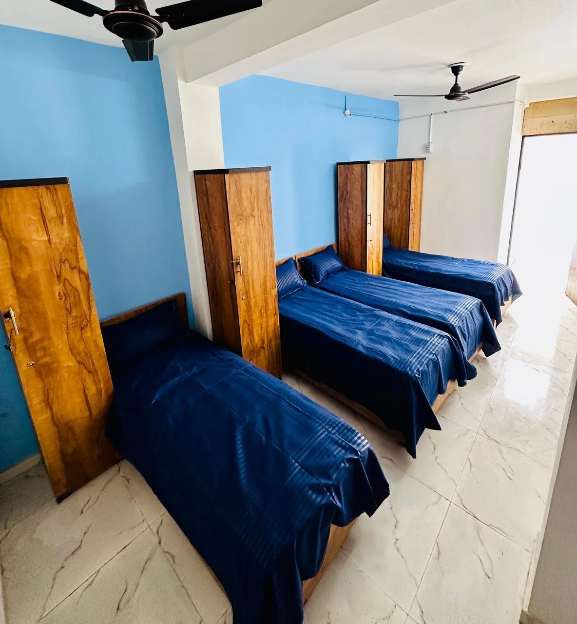 Shivaa Boys PG House thumbnail 10