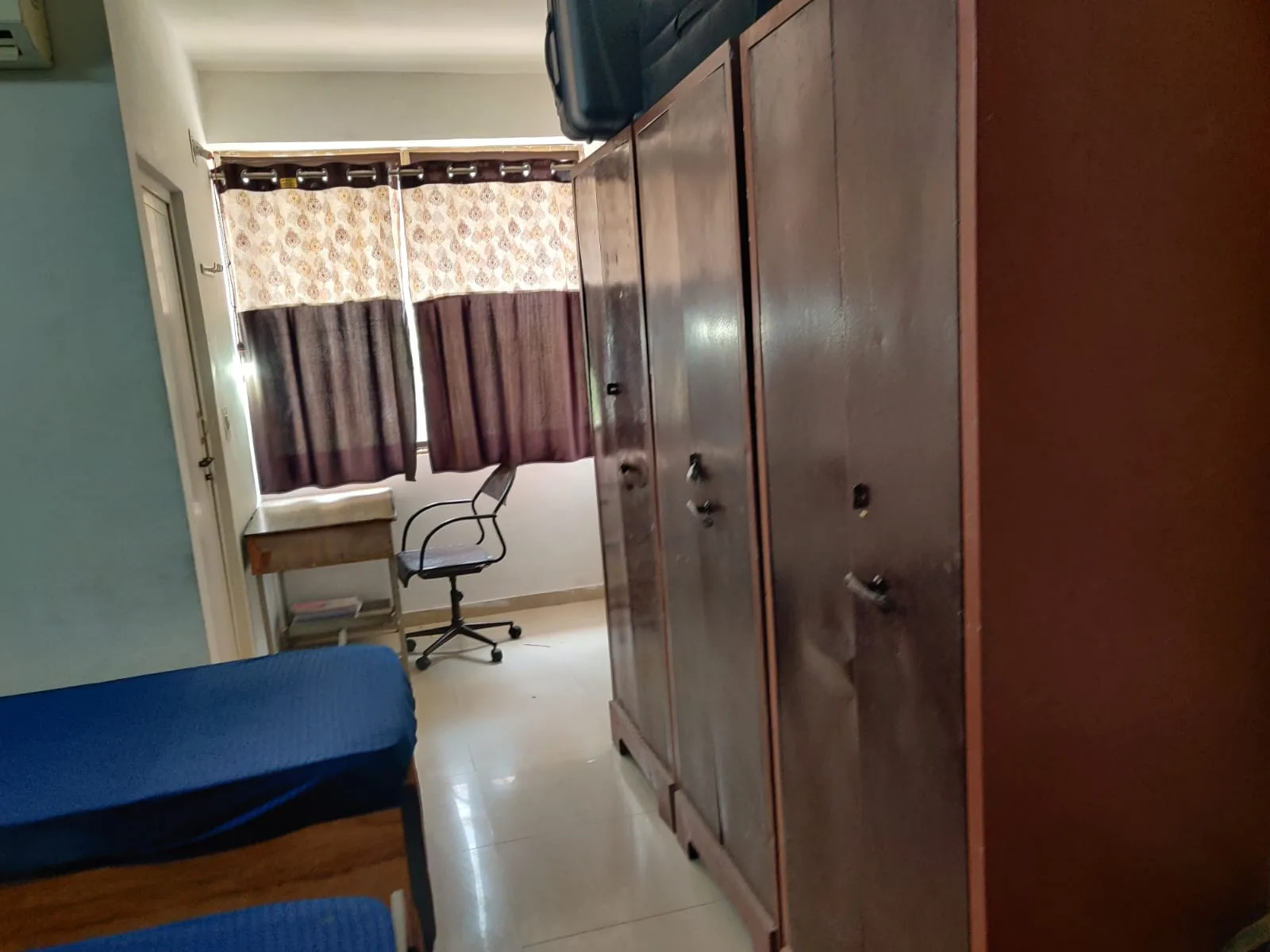 Royal Town Hostel and PG thumbnail 10