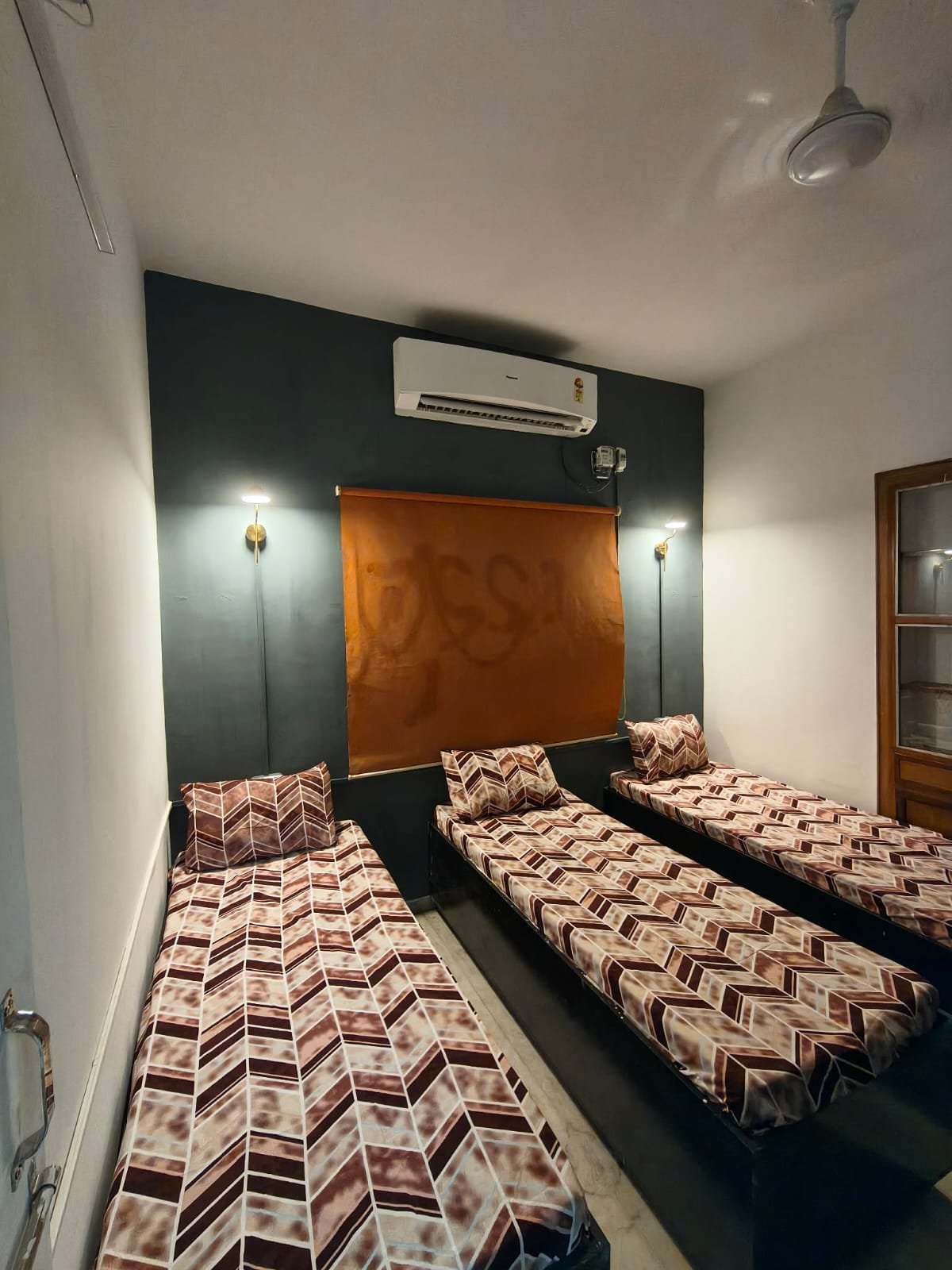 BackPackers Villa Girls PG - Thaltej photo 2
