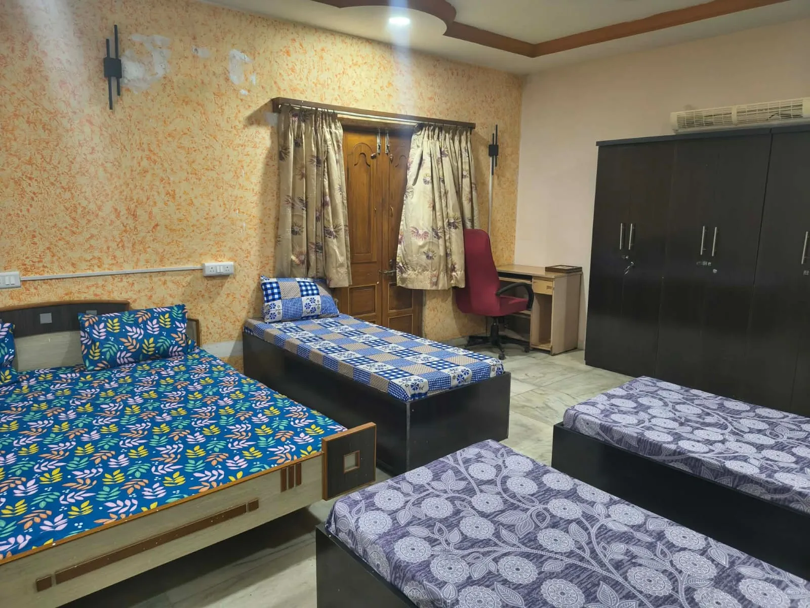 BackPackers Villa Girls PG - Thaltej thumbnail 8