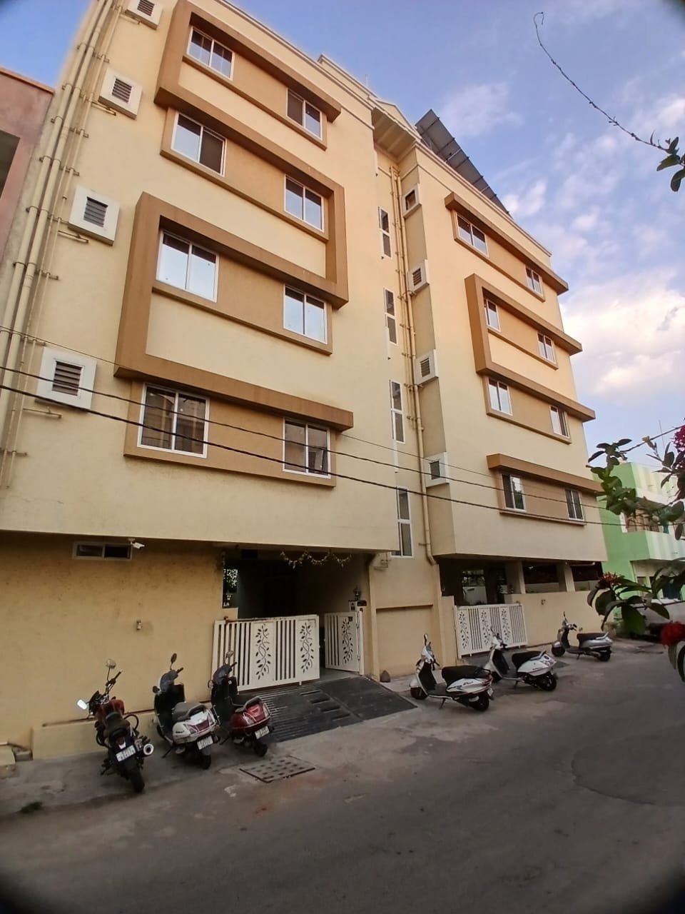 Vraj PG Residency photo 2