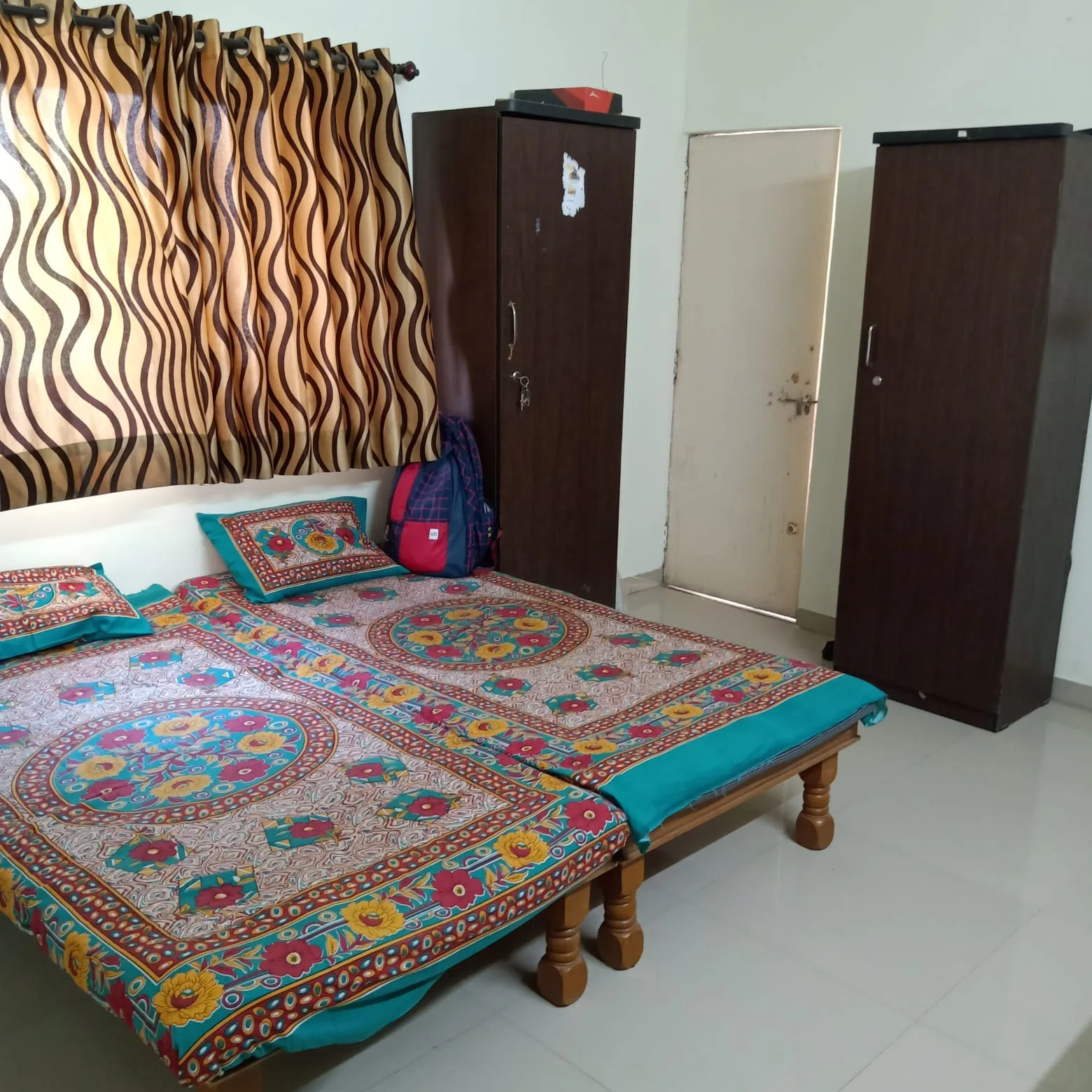 NeoStay Living PG thumbnail 12