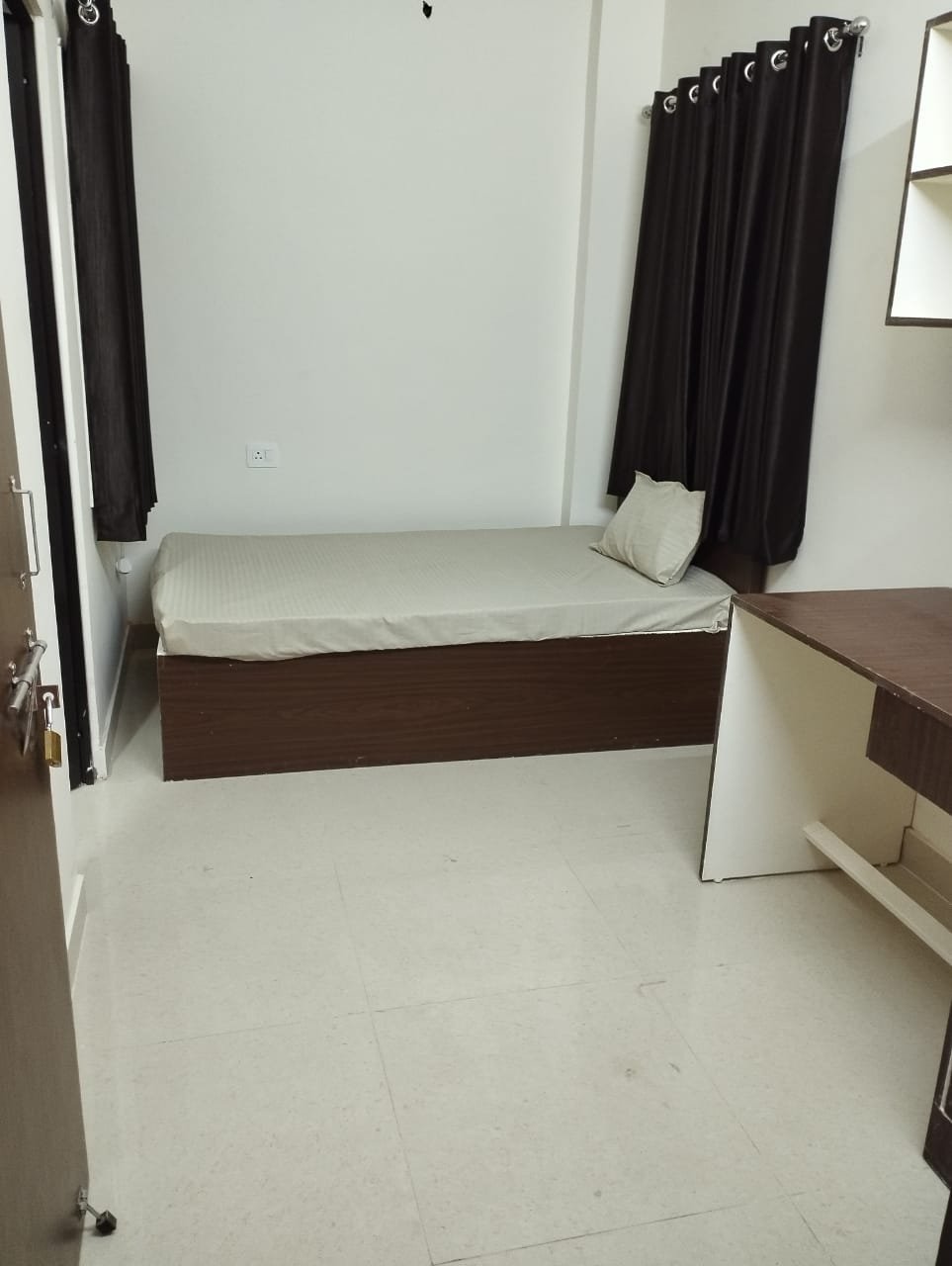 Galaxy Sky Girls Hostel photo 6