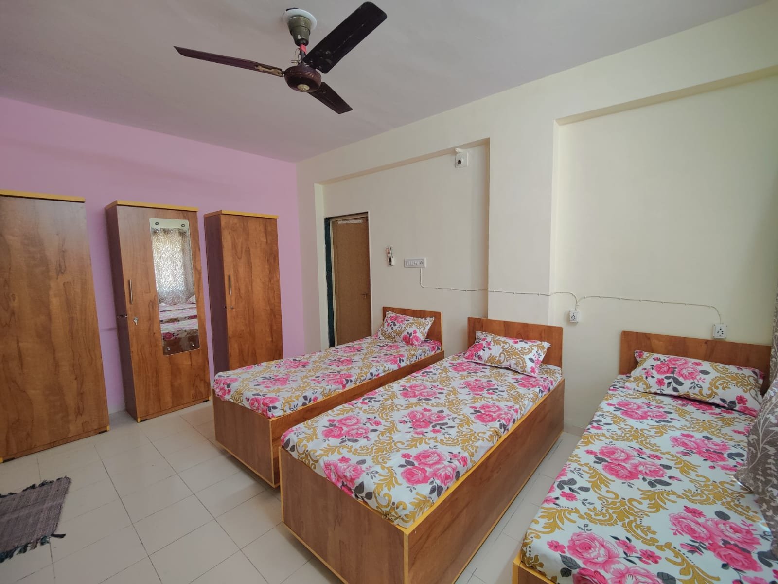 Vibrant Services Boys PG - Vastrapur – PG in Vastrapur, Ahmedabad