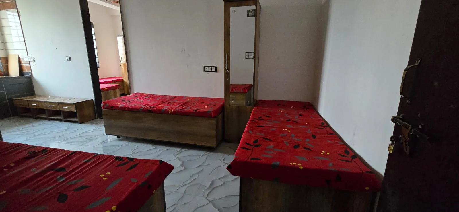 Shree Aadinath Living thumbnail 2