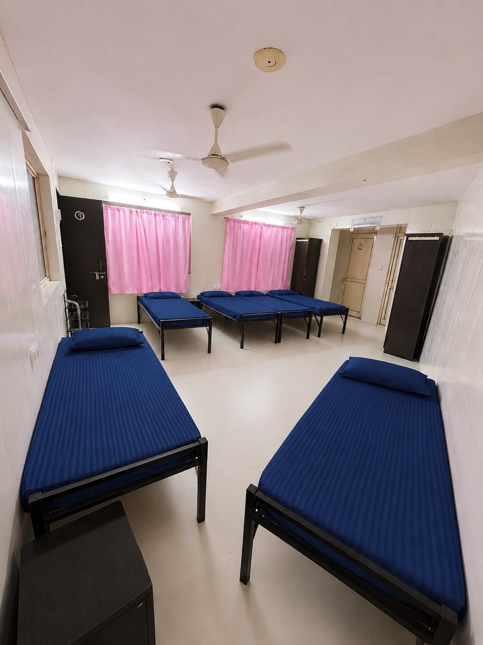 The Boys Den – PG in Navrangpura, Ahmedabad