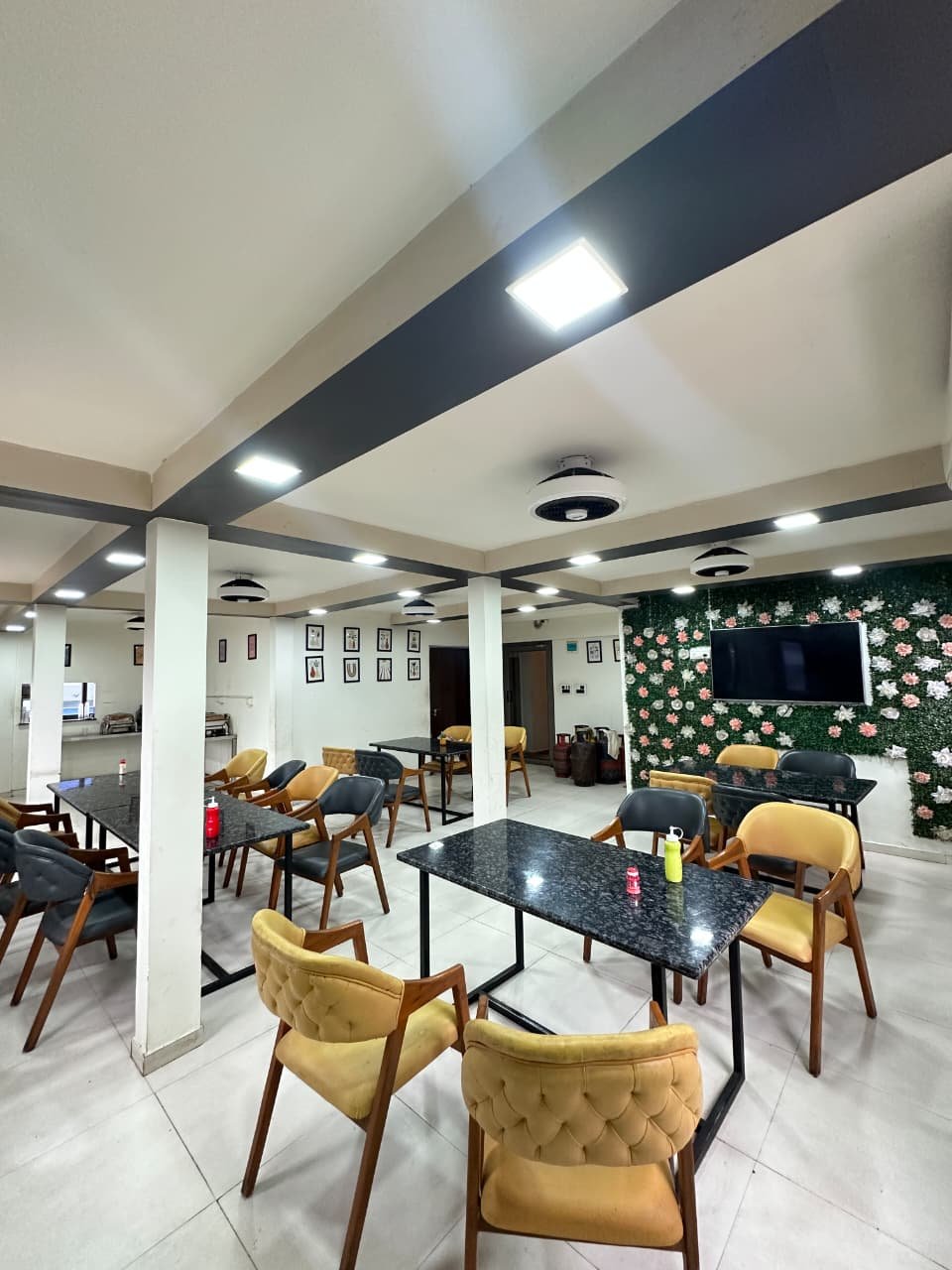 Orchid Hospitality Managed by Shiva PG photo 4