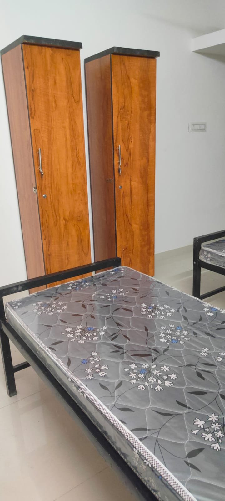Harikrushna PG - Chanakyapuri – PG in Ghatlodia, Ahmedabad