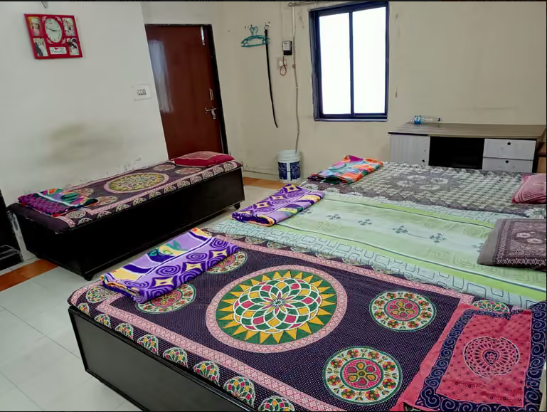 Shreeji Nivas PG - Naranpura photo 6