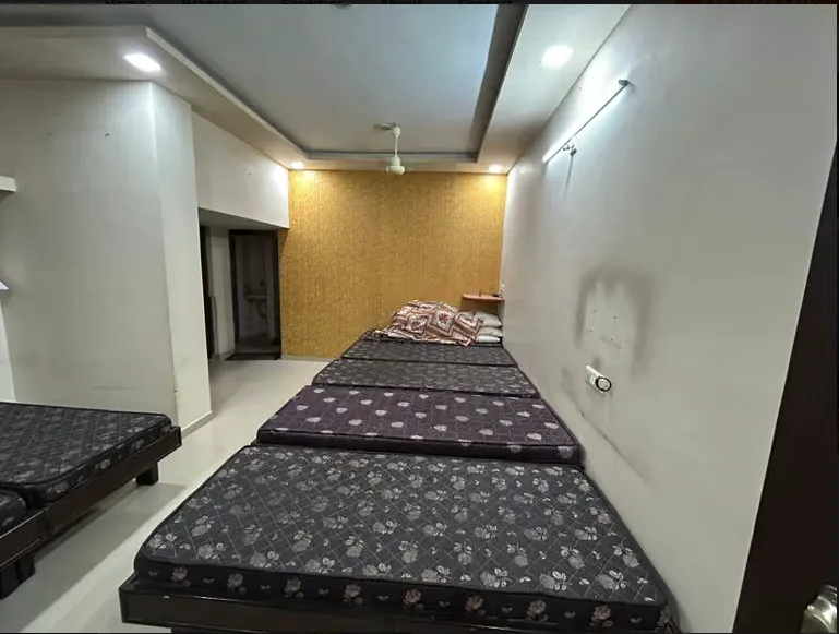 Shreeji Nivas PG - Memnagar thumbnail 5