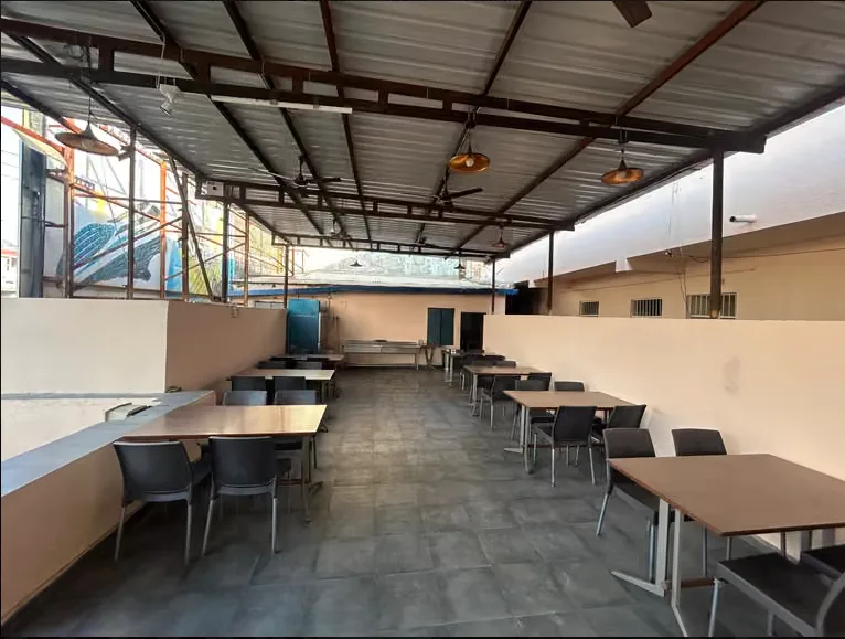 Shreeji Nivas PG - Vastrapur thumbnail 1